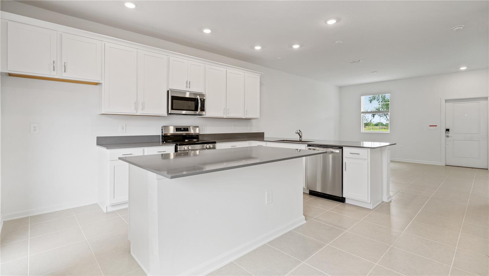 2204 Red Sun Street, FL
