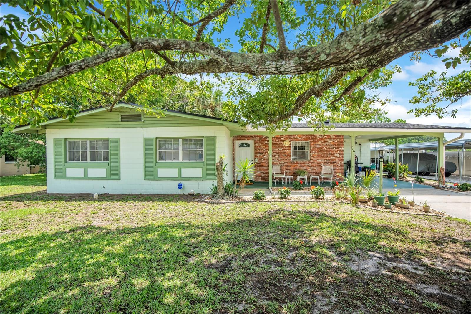 309 Vihlen Road, FL