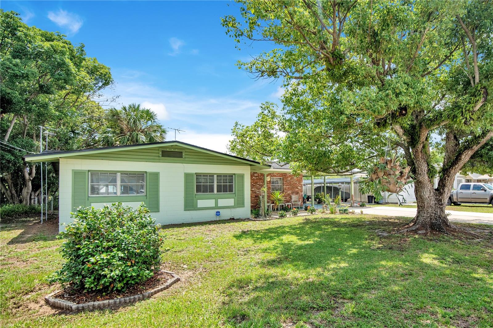 309 Vihlen Road, FL