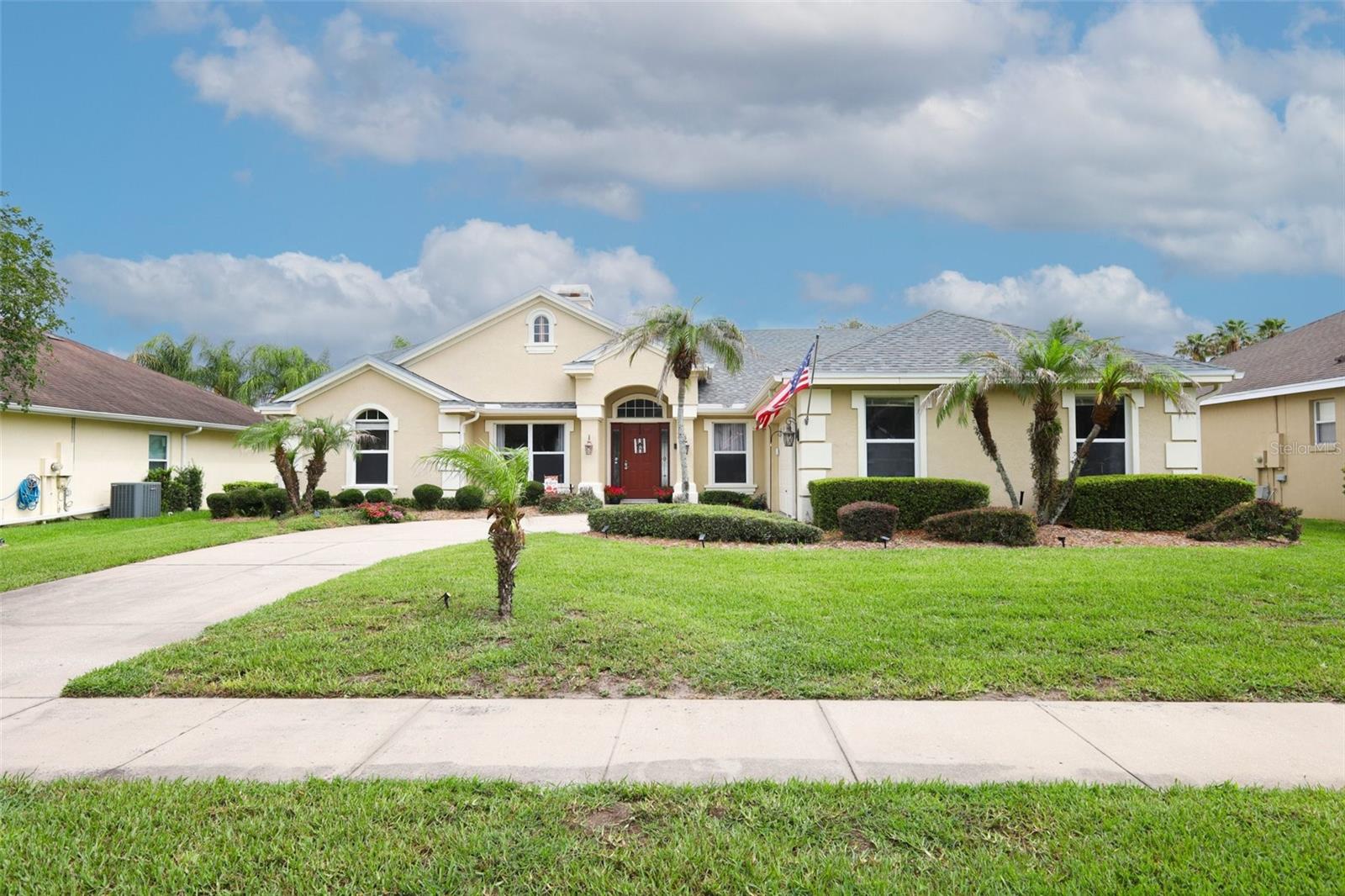 8 Roseberry Court, FL