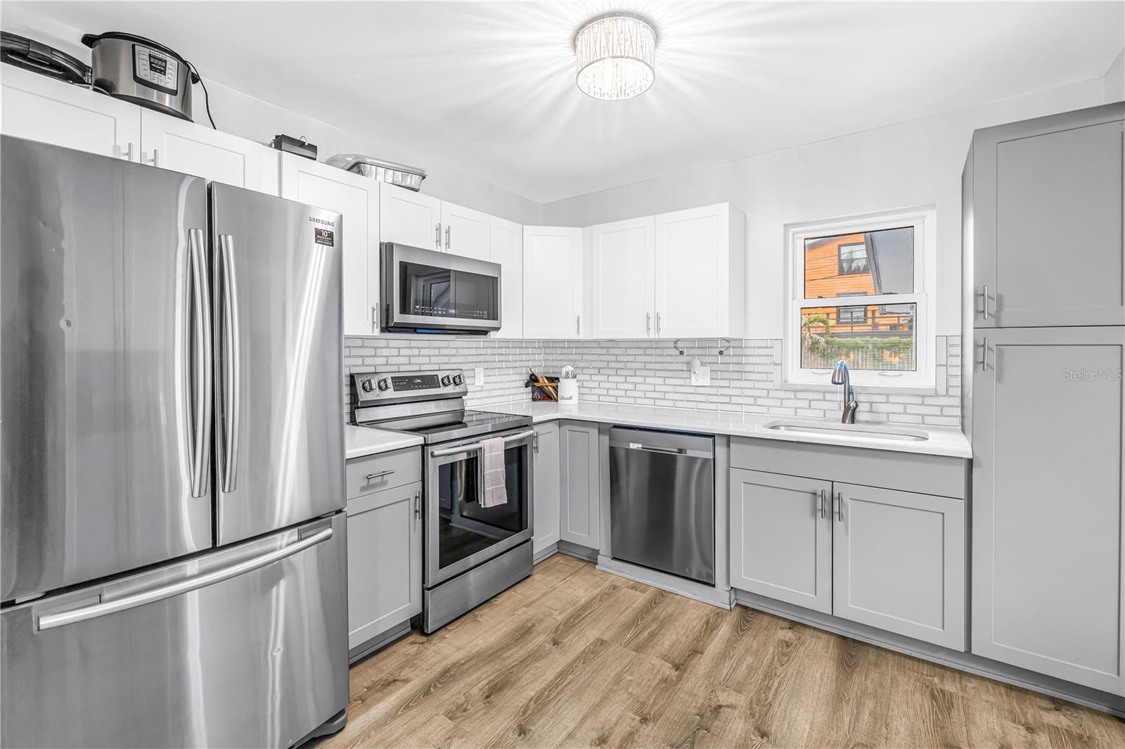 5213 Tangerine Avenue, FL