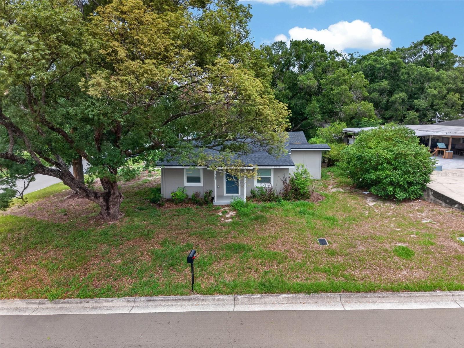305 Sharp Street, FL