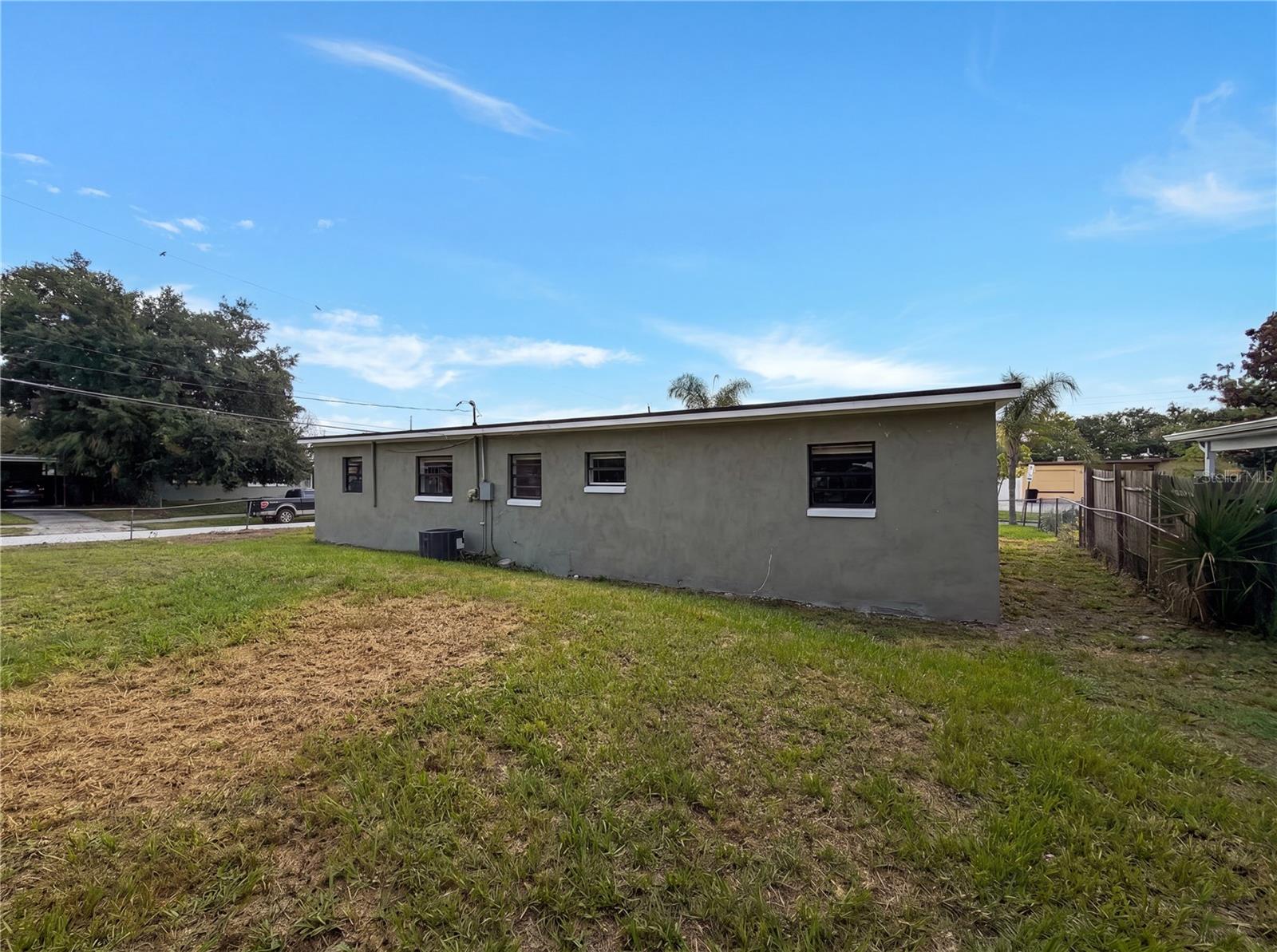 702 Solandra Drive, FL