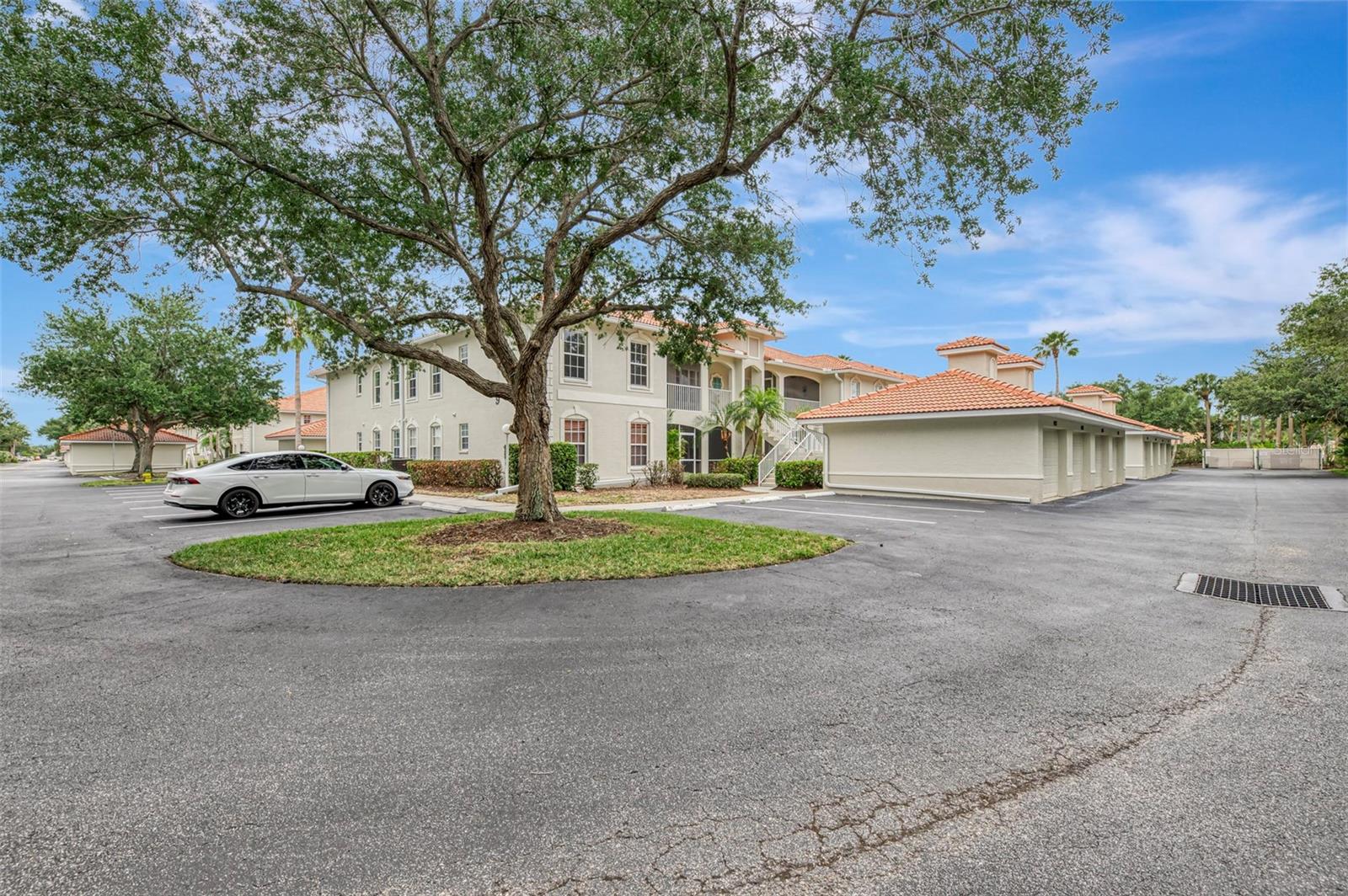 9203 L Pavia Boulevard, FL