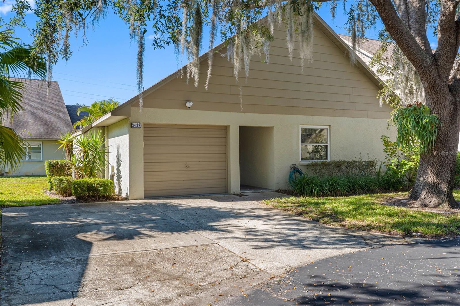 3438 Veronica Court, FL