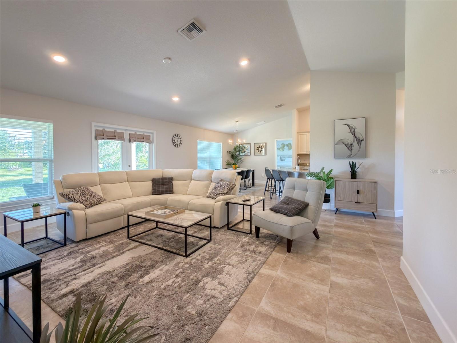 249 Rotonda Boulevard, FL