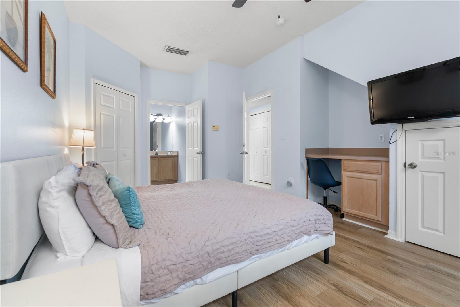 2733 Sun Key Place, FL