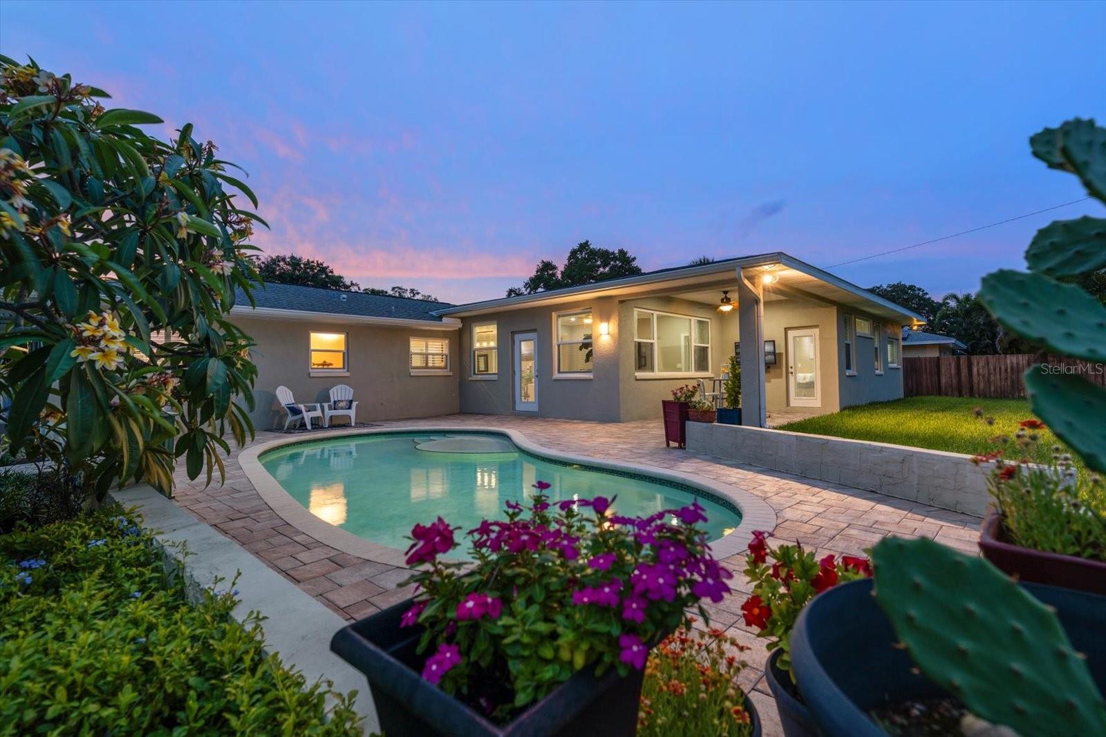 209 Live Oak Lane, FL