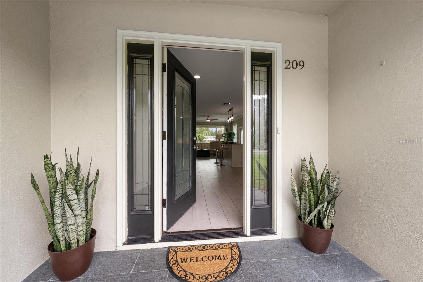 209 Live Oak Lane, FL