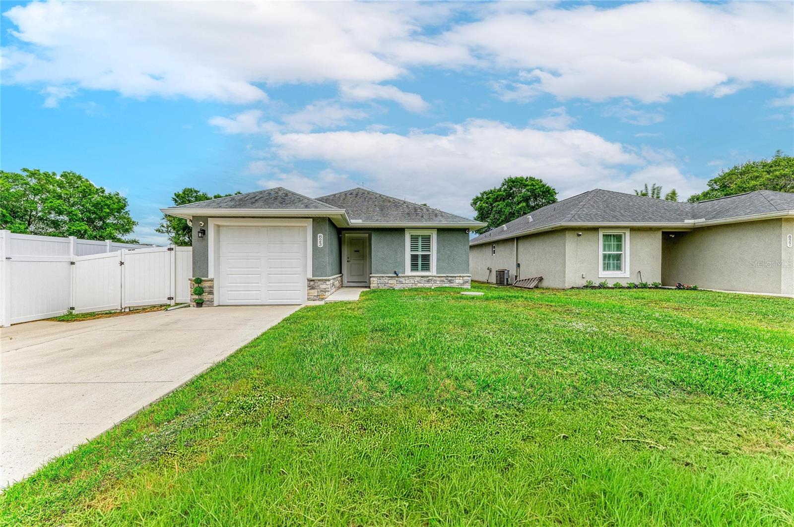 823 Bacon Avenue, FL