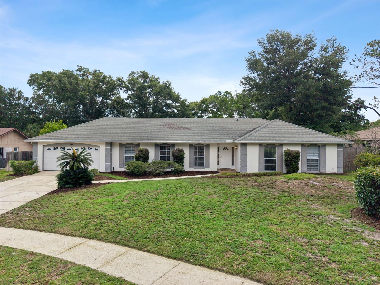 309 Hickory Drive, FL