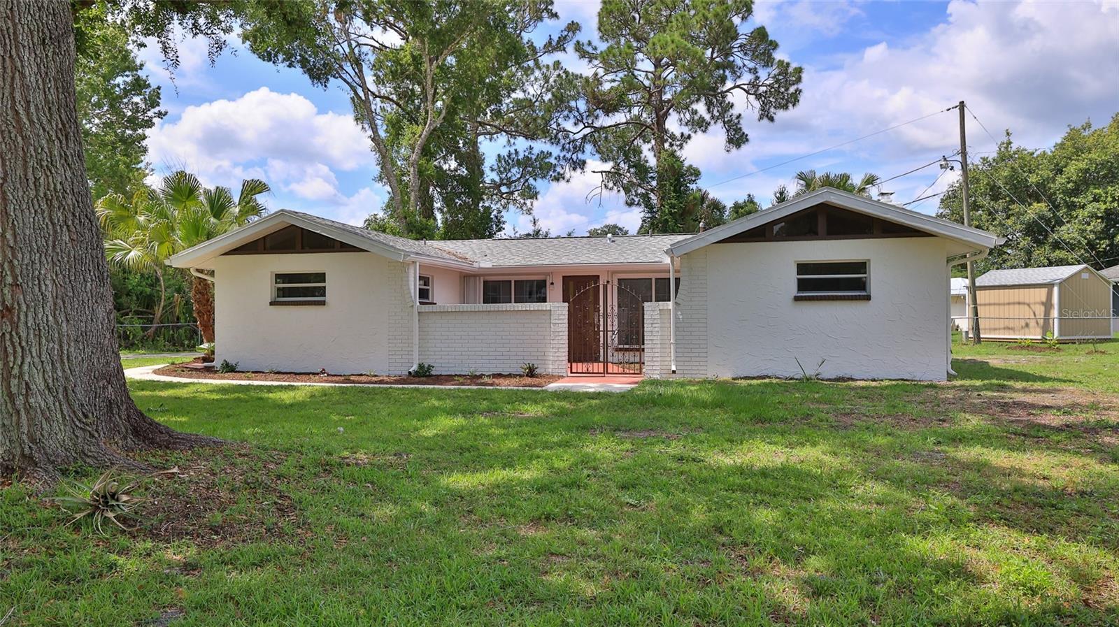 2212 Woodland Drive, FL
