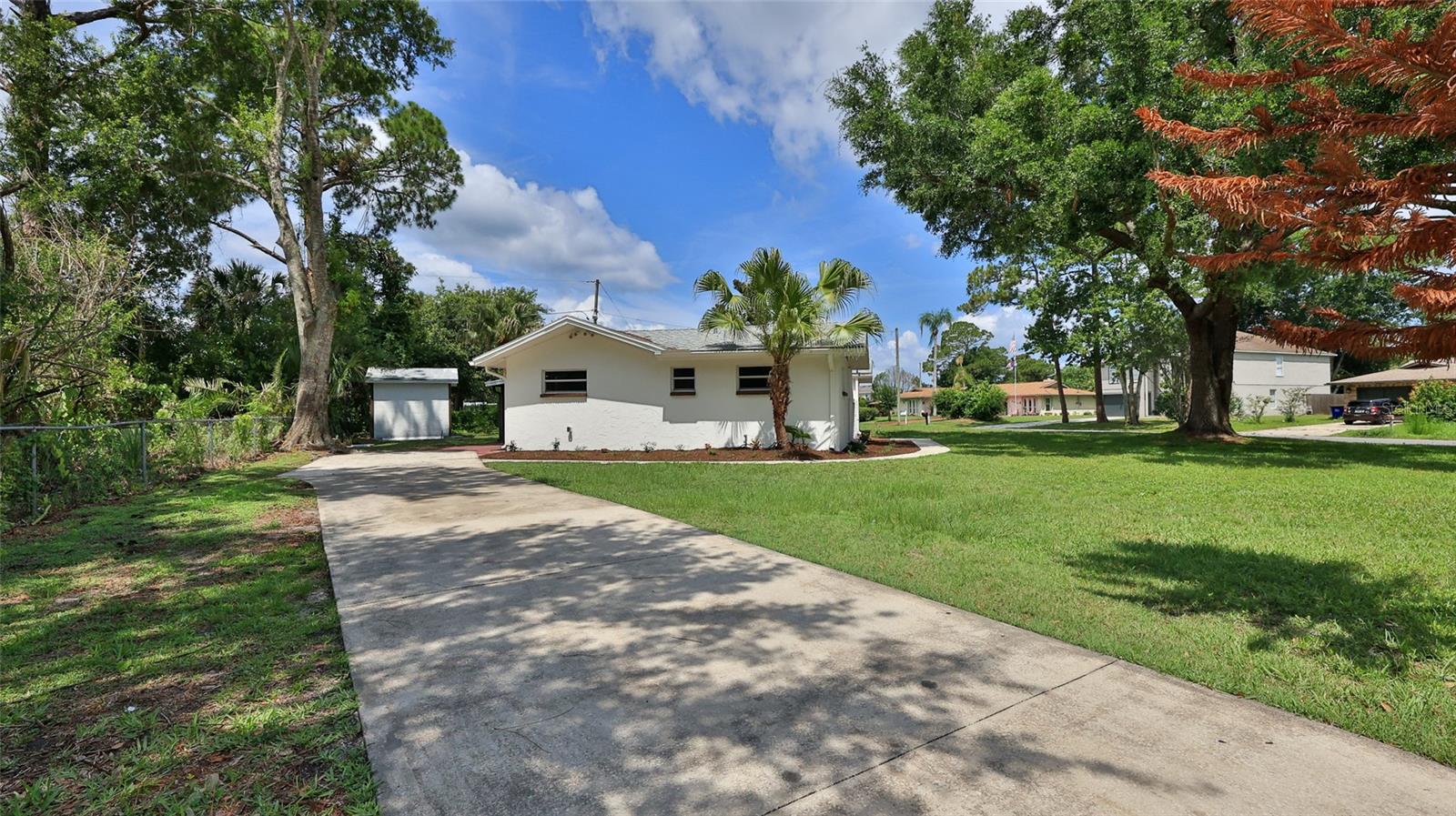 2212 Woodland Drive, FL