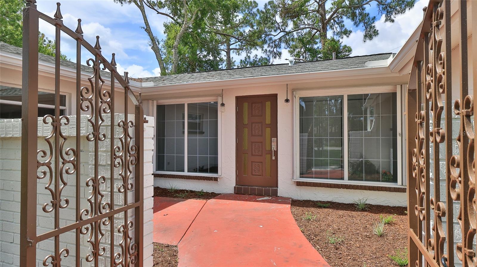 2212 Woodland Drive, FL