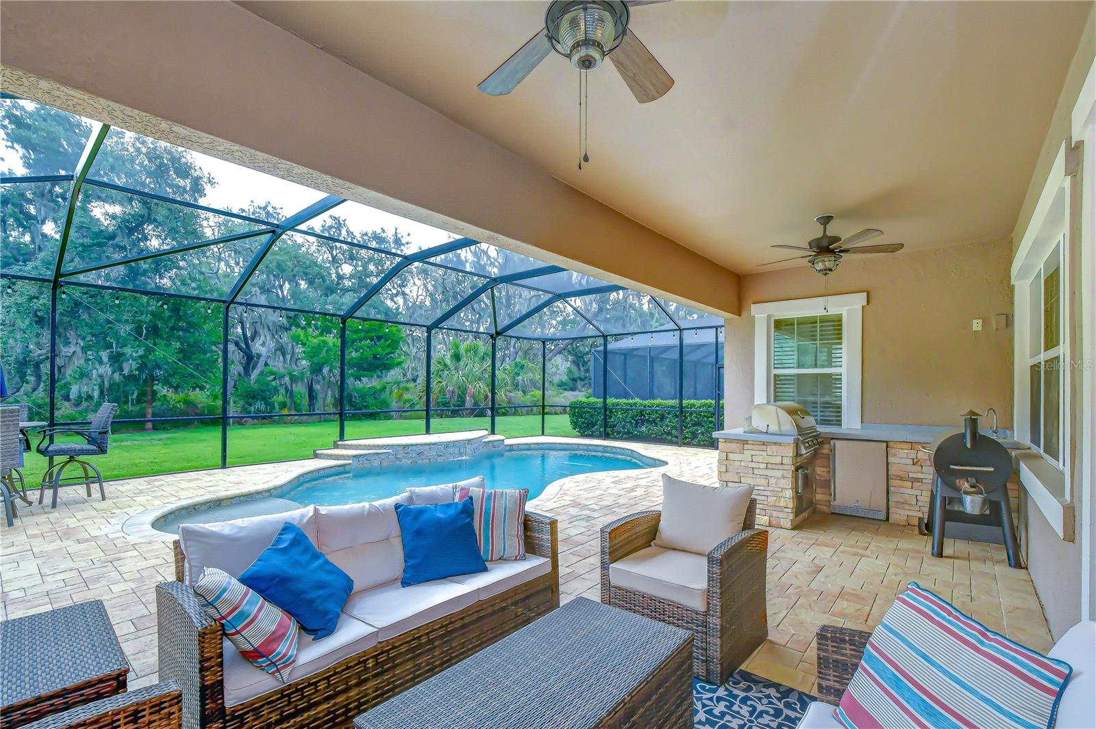 6335 Knob Tree Drive, FL