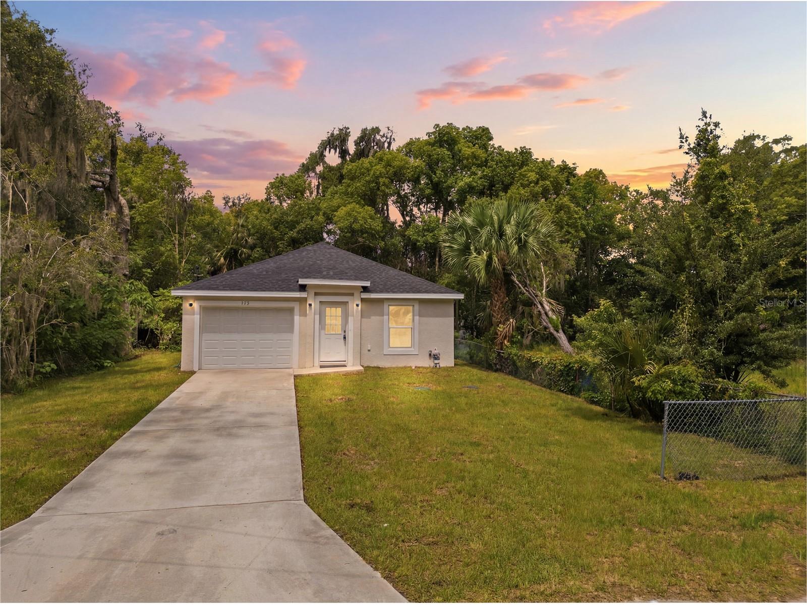 312 Albany Avenue, FL