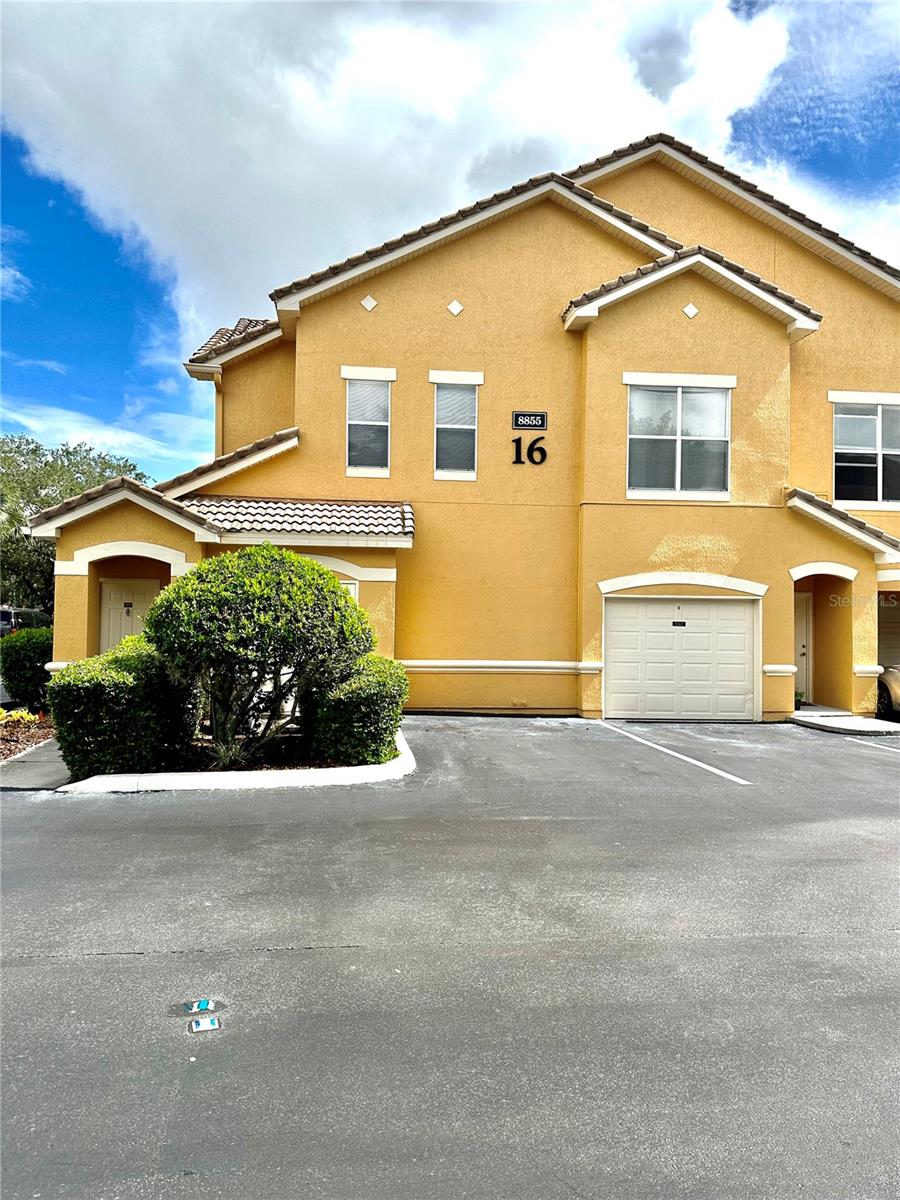 8855 Villa View Circle, FL