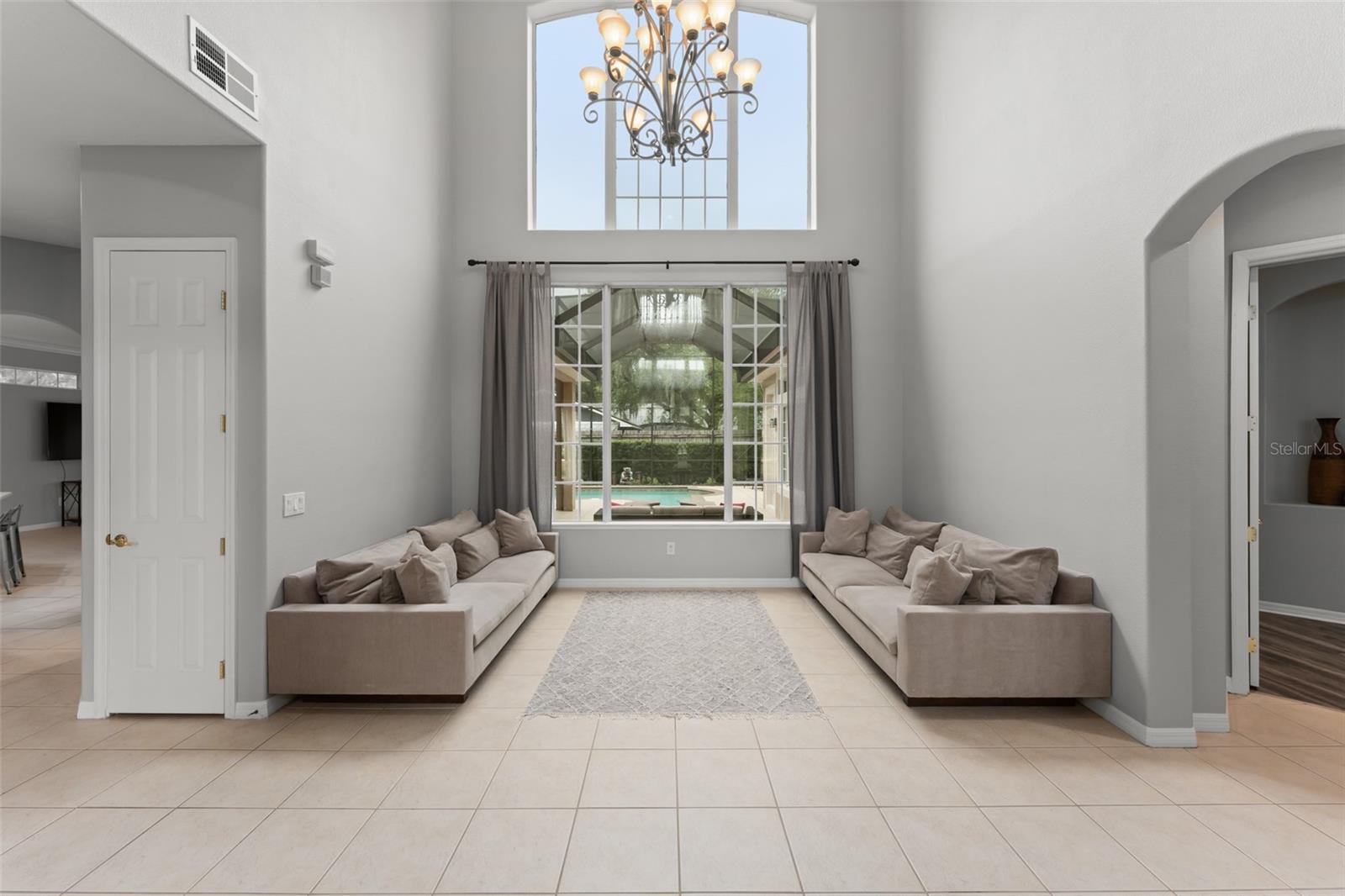 14411 Hampshire Bay Circle, FL