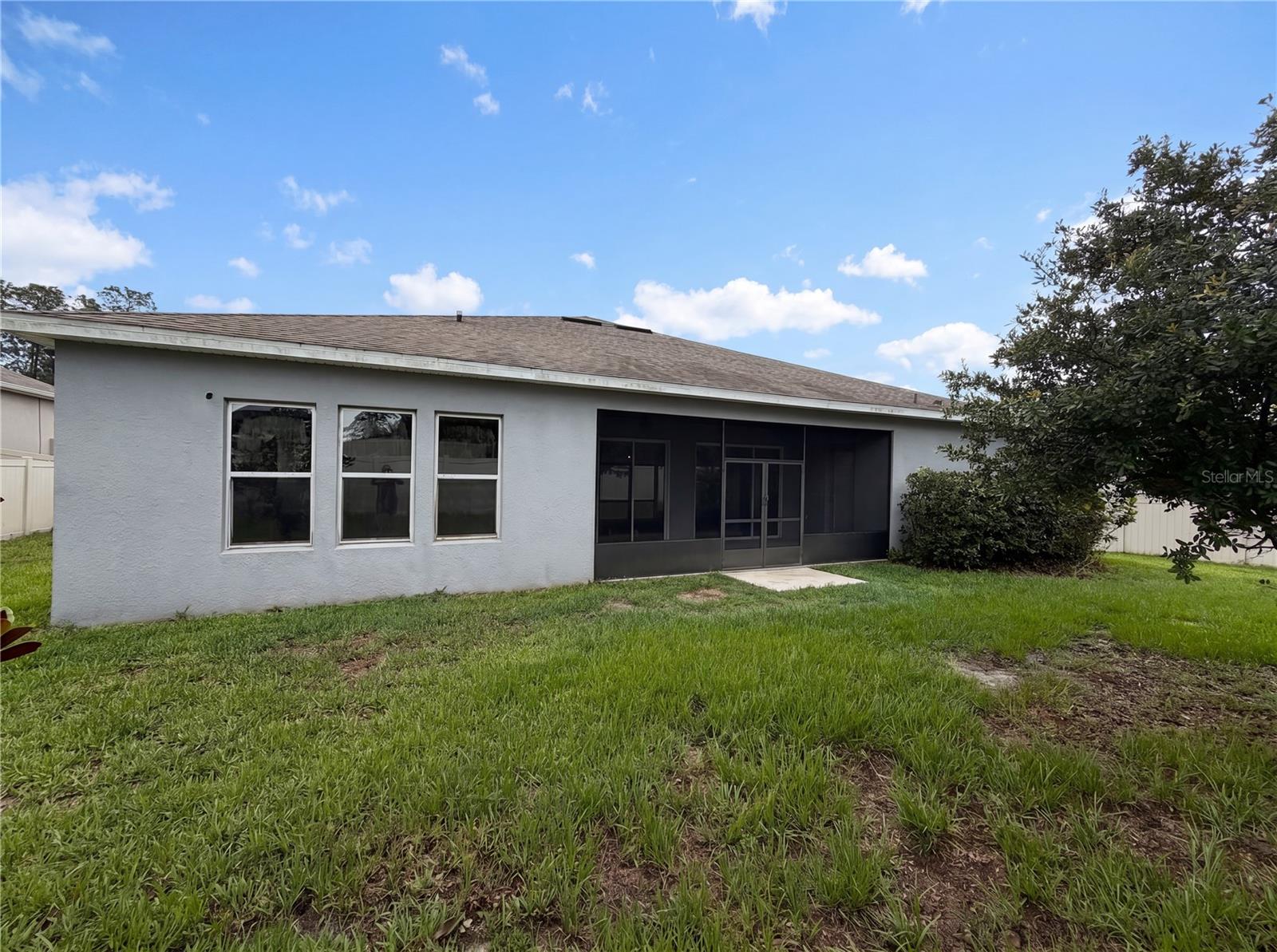 432 Nowell Loop, FL
