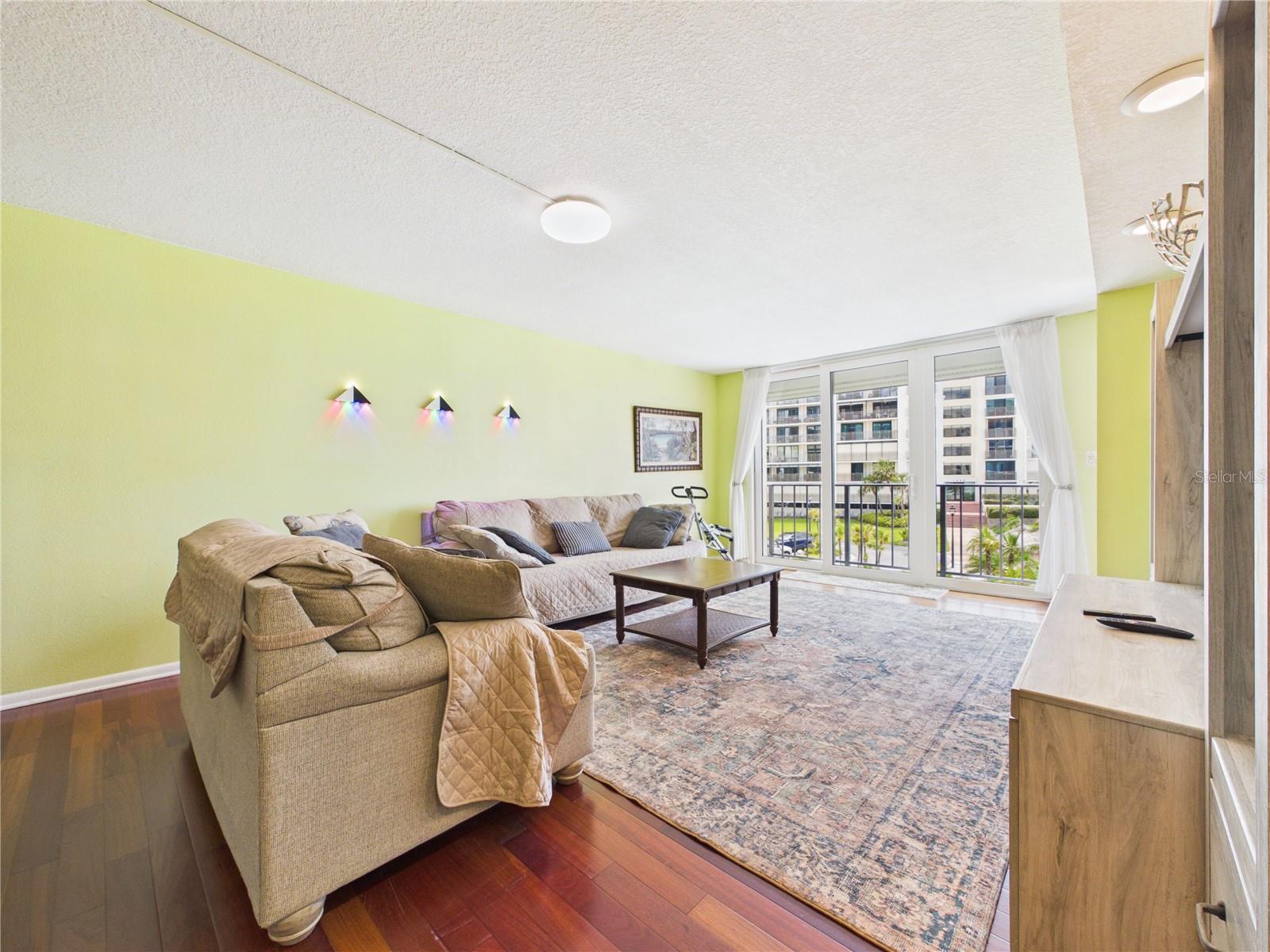 1400 Gulf Boulevard, FL