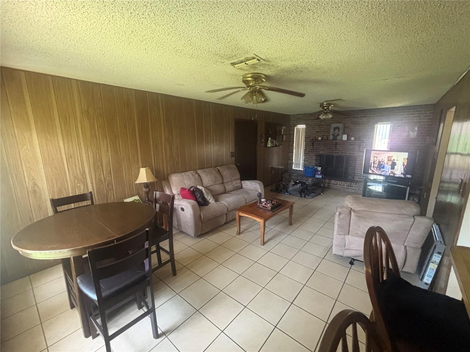 2105 5th Street, FL