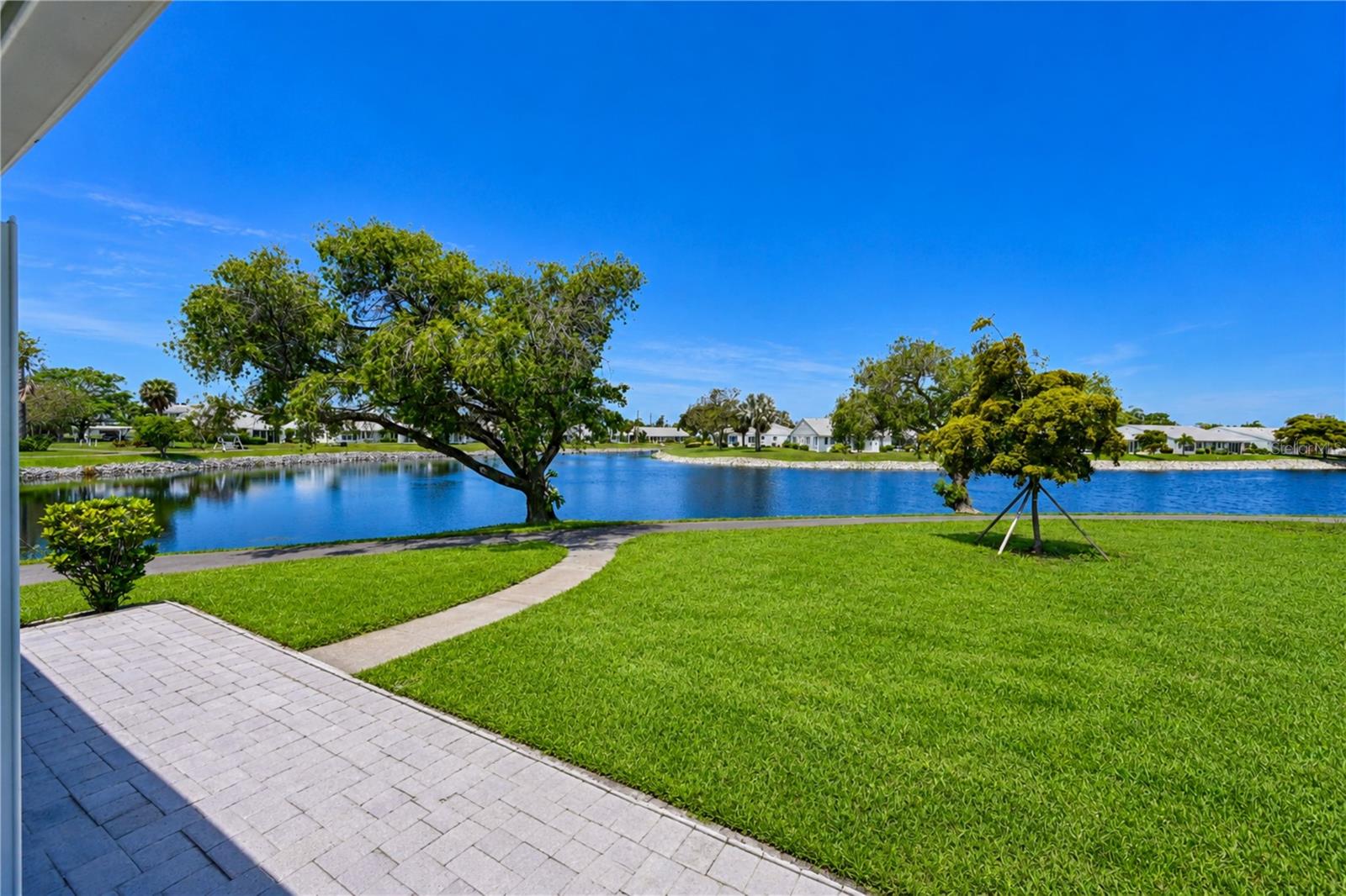 9425 Andover Circle, FL