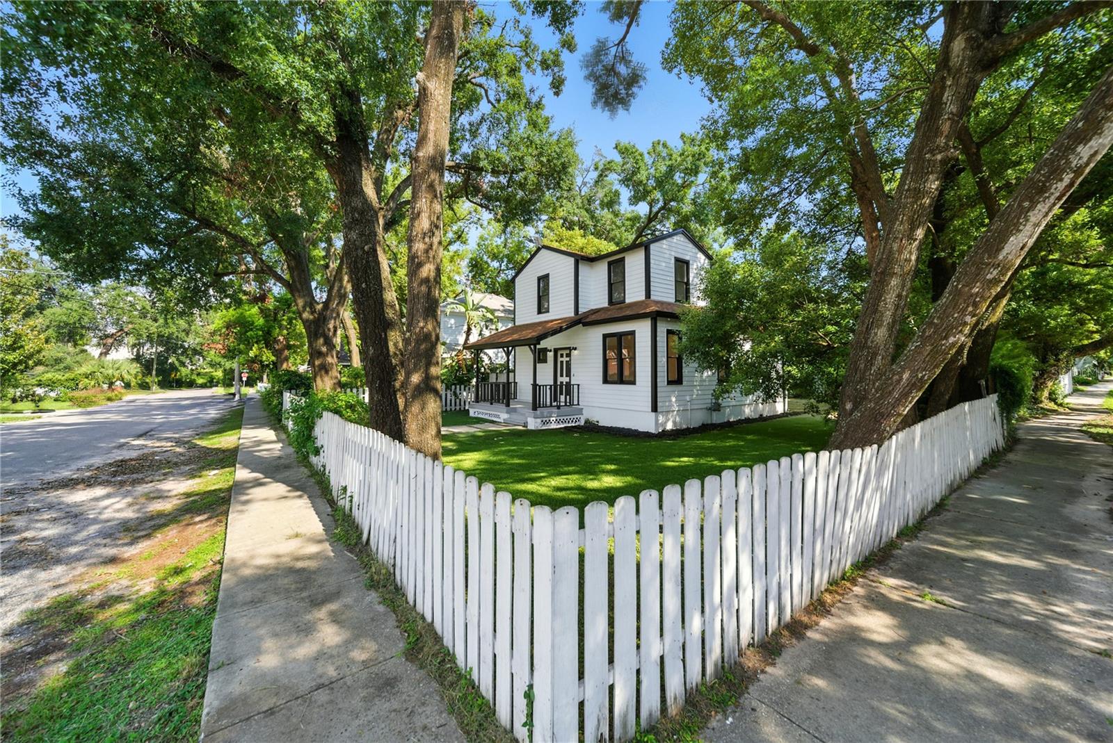 501 Sparkman Avenue, FL