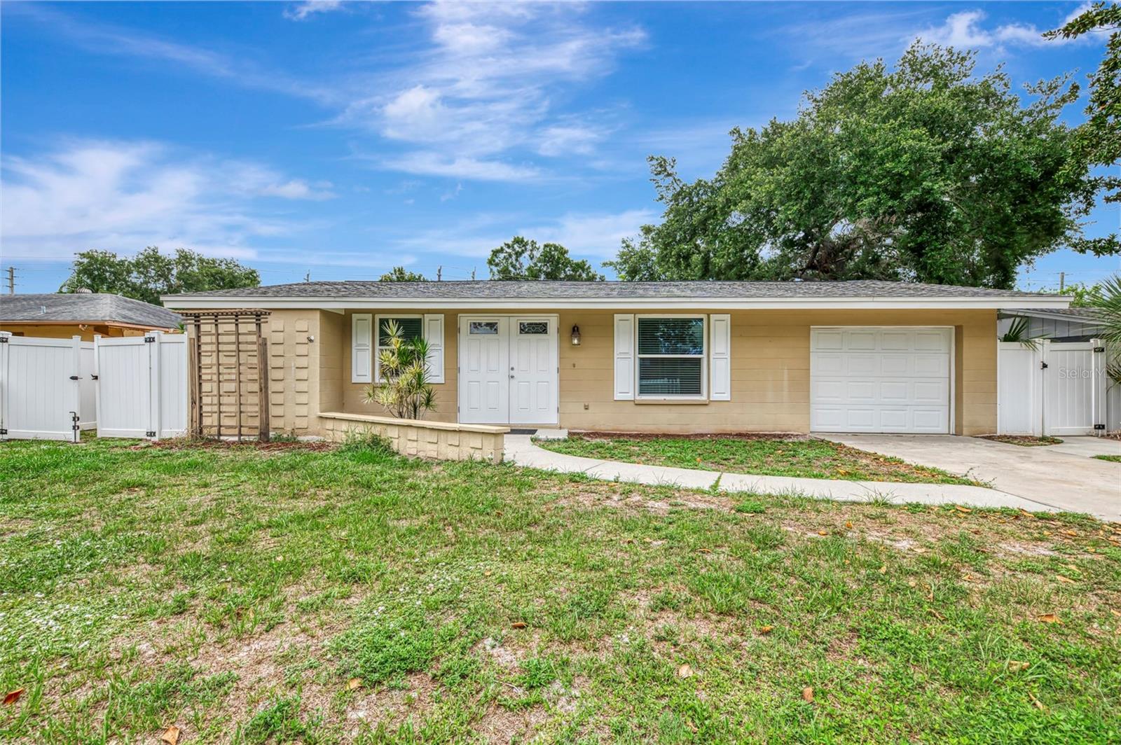 1110 Carmella Circle, FL