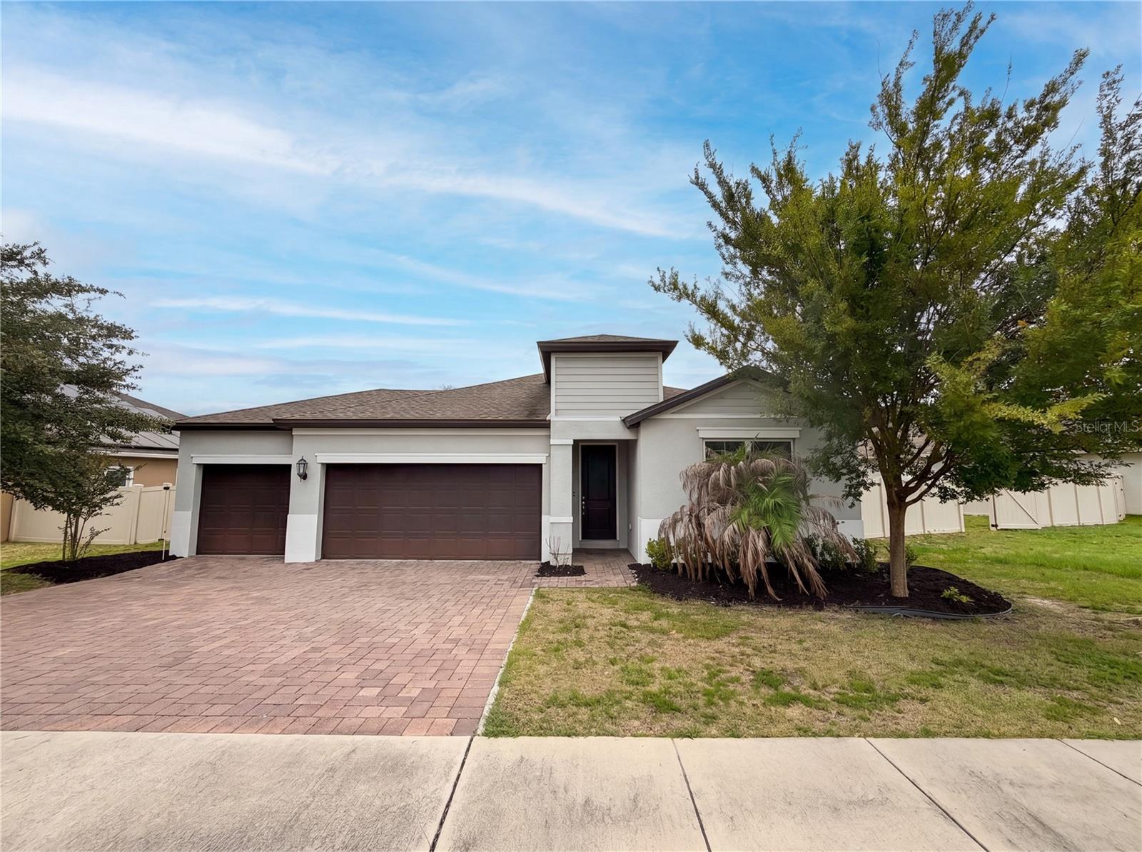 528 Bellissimo Place, FL