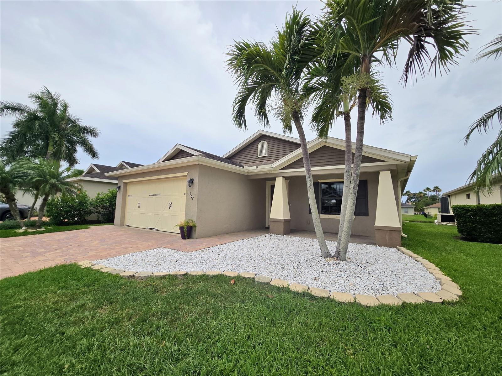 302 San Lorenzo Court, FL