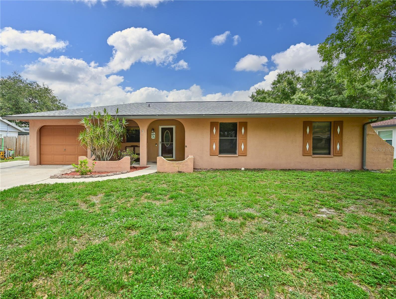 2635 Bucida Drive, FL