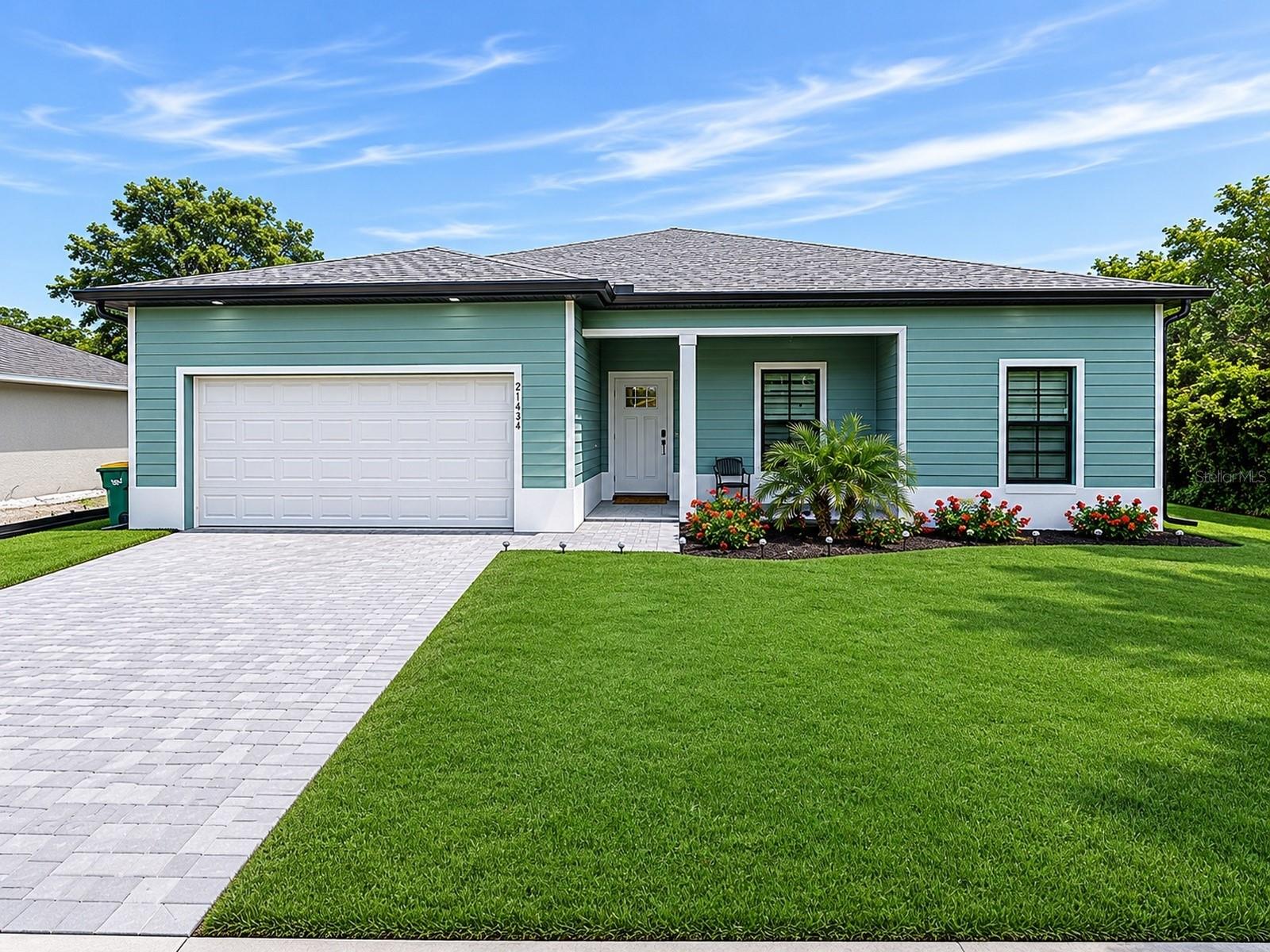 21434 Dekals Avenue, FL