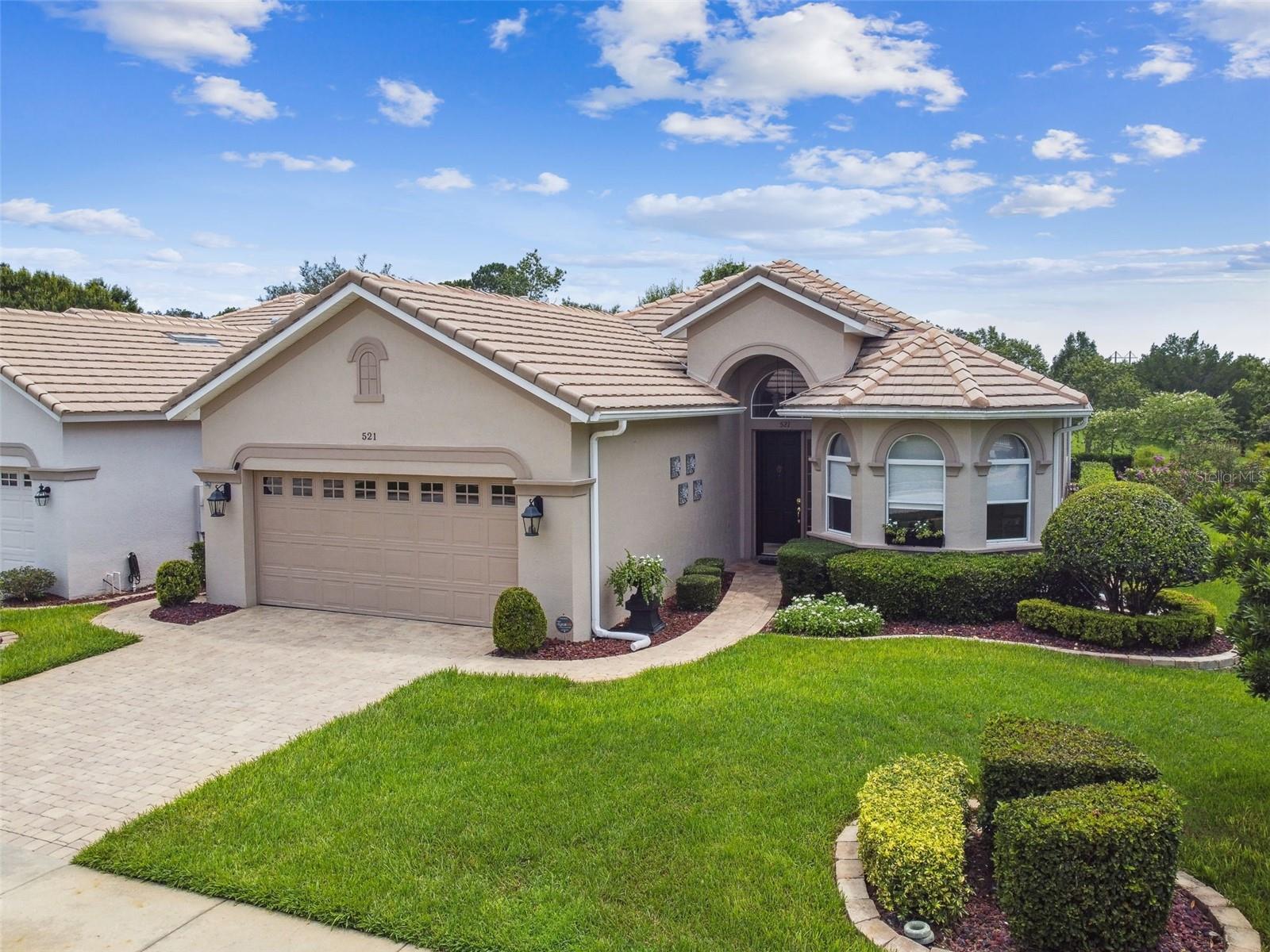 521 Weston Place, FL