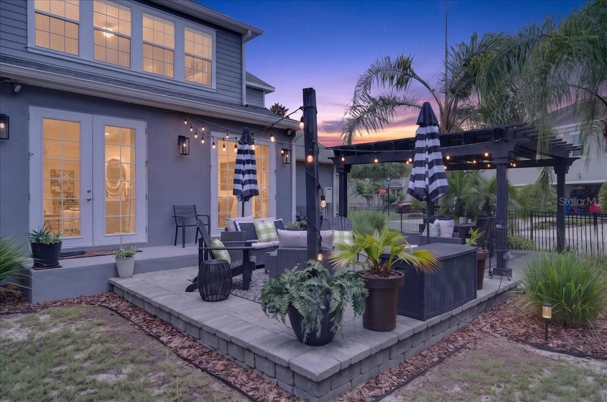 5955 Parkset Drive, FL