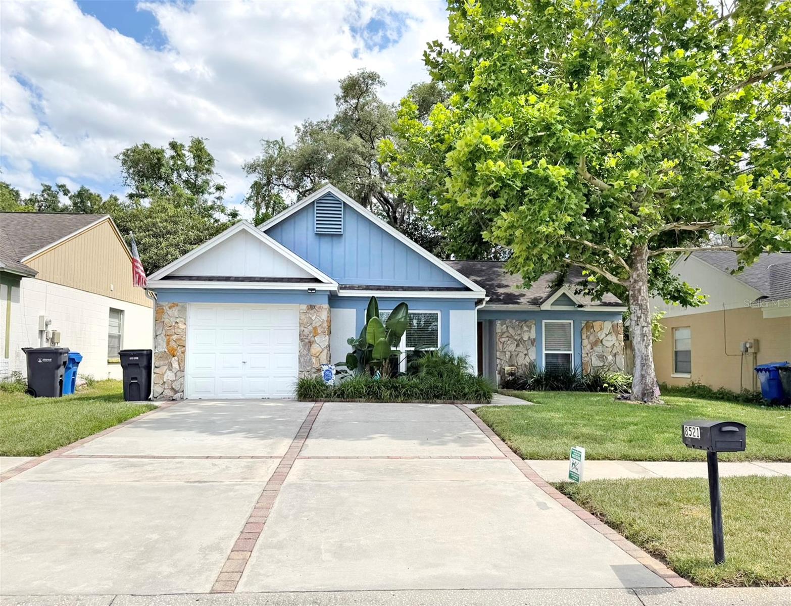 8521 Misty River Court, FL