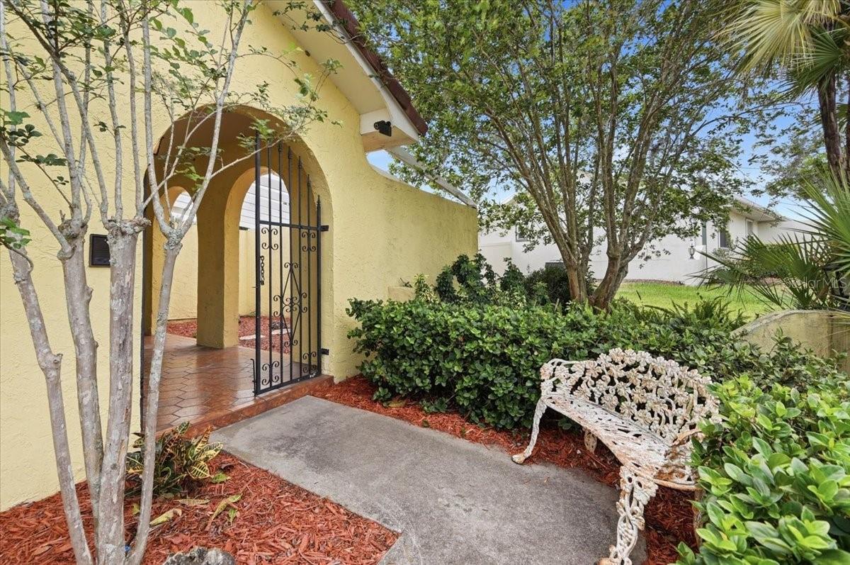 7026 Willow Run Loop, FL