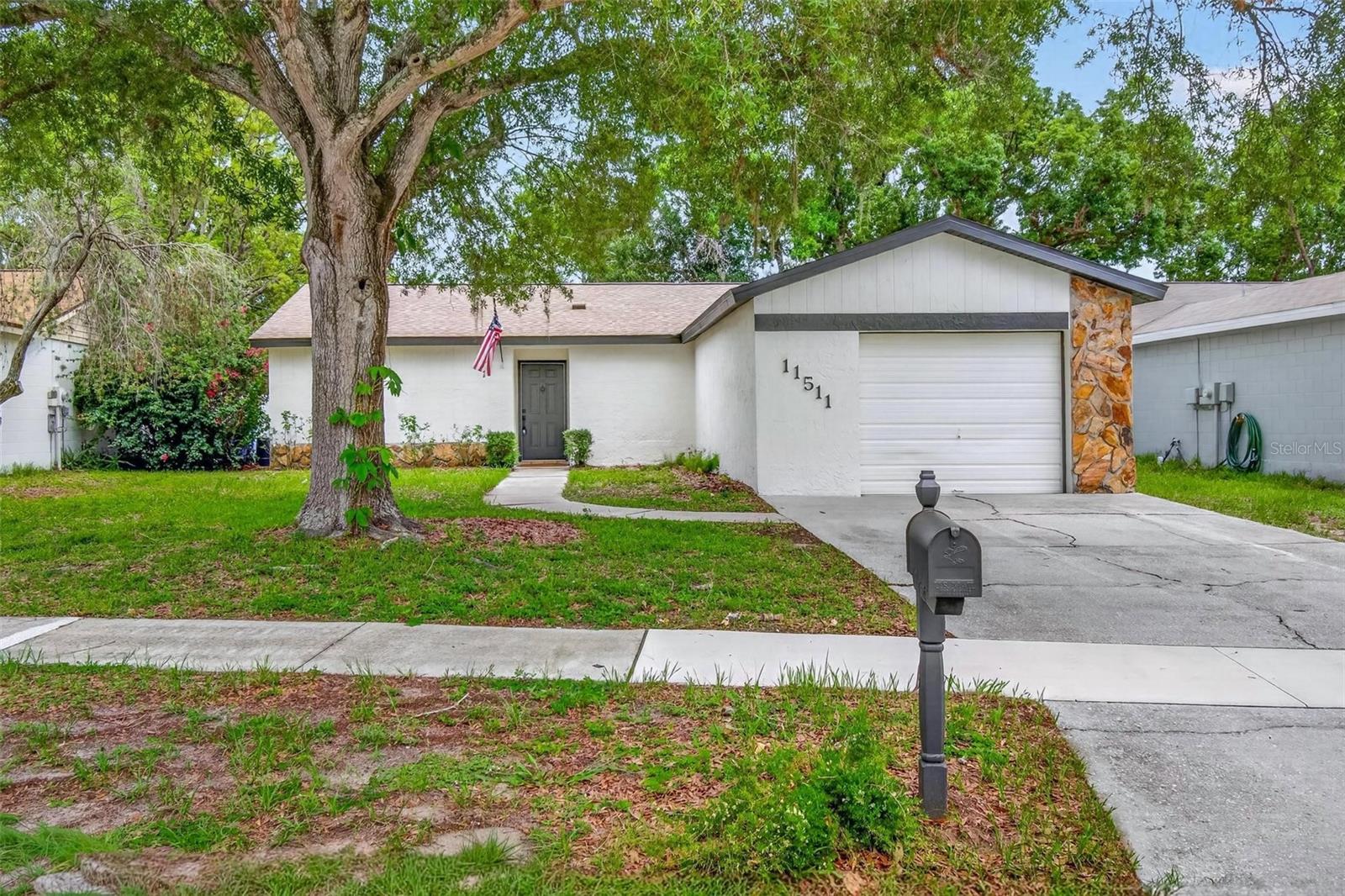 11511 Paperwood Place, FL