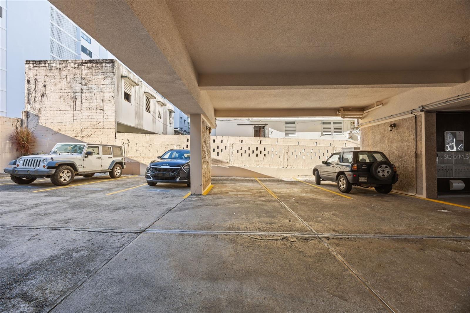 708 Calle Central Condominio Royal House, PR