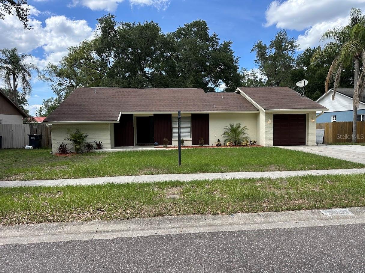 17644 Meadowbridge Drive, FL