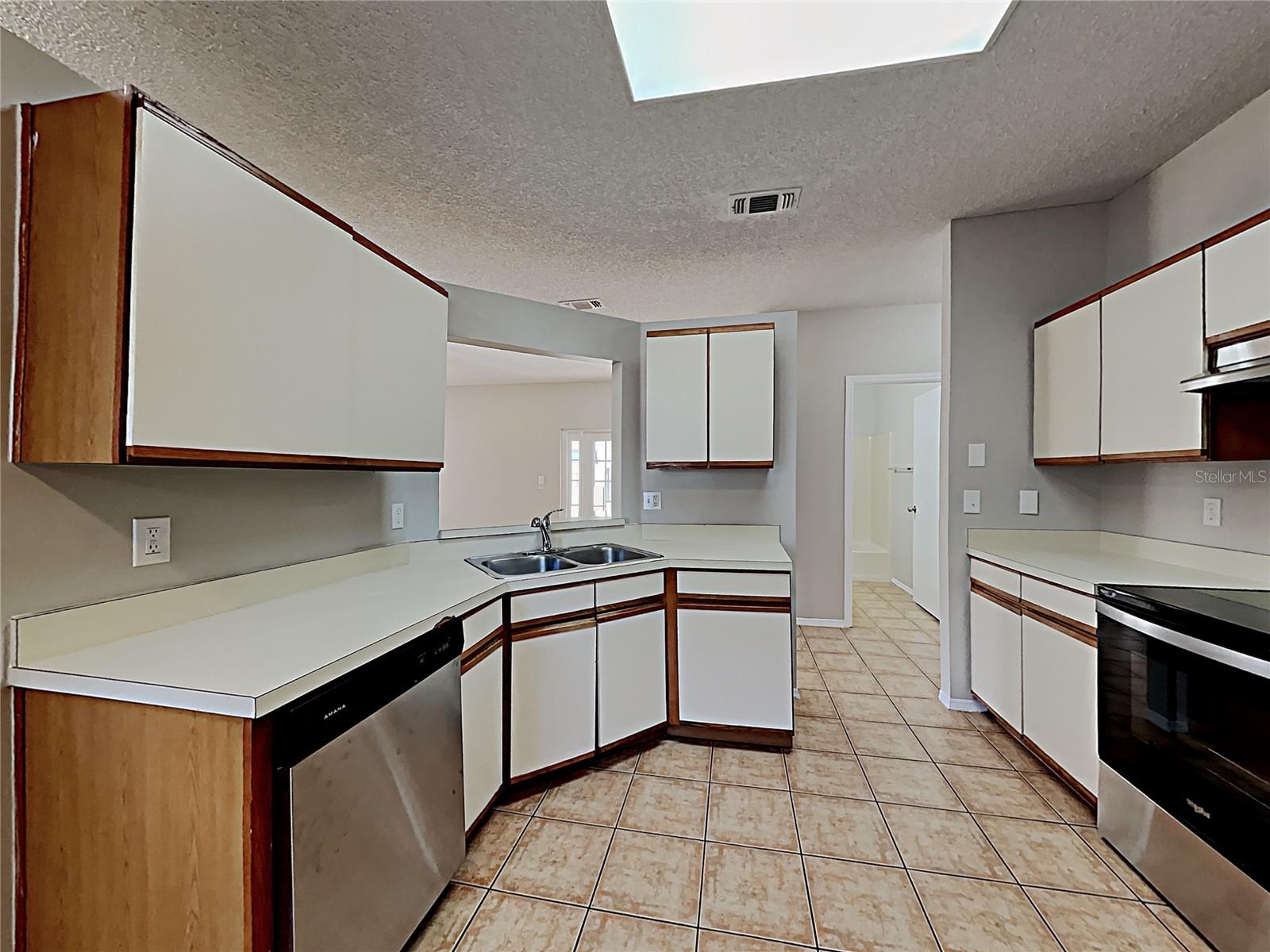 305 Cello Circle, FL