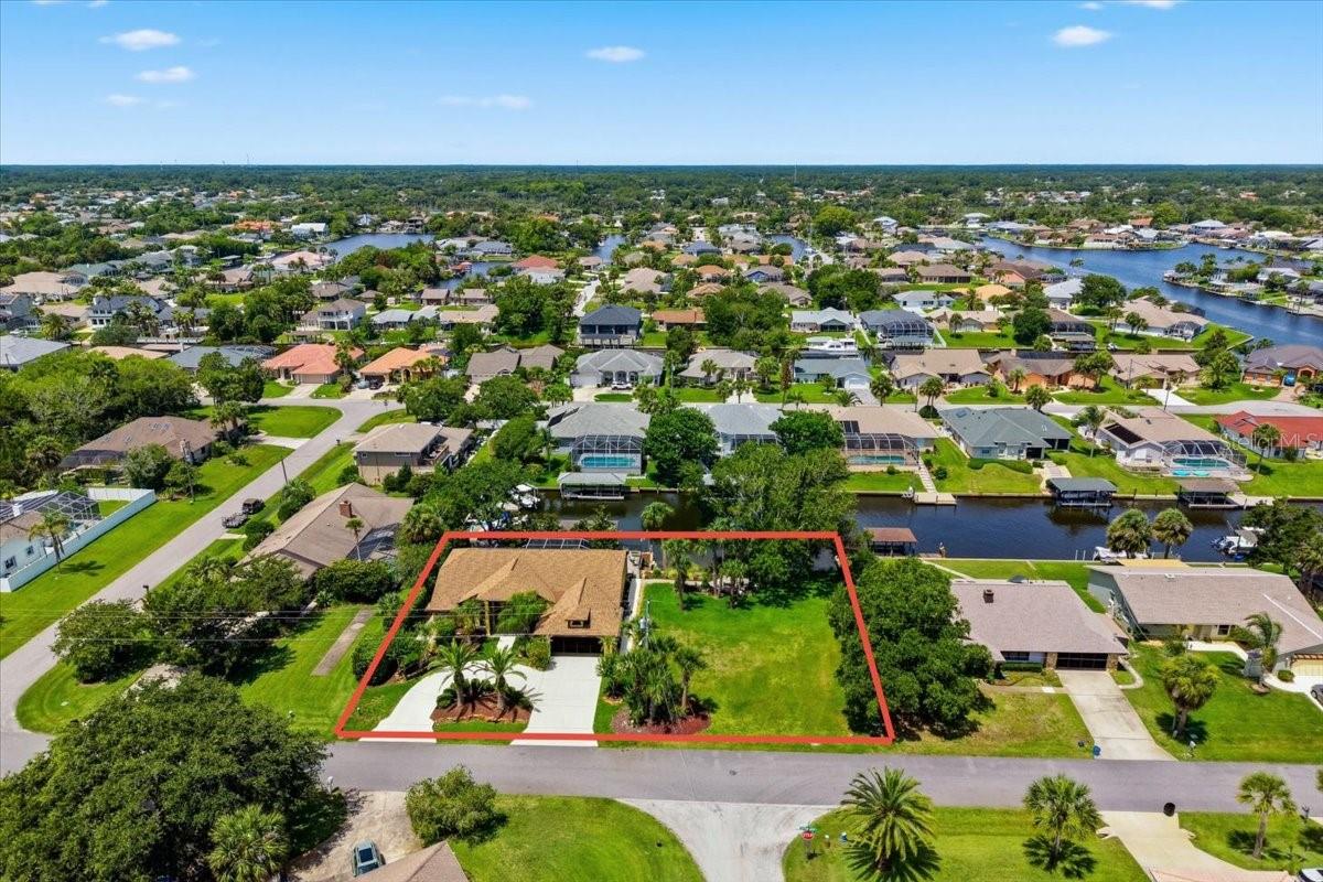 25 Cottonwood Court, FL