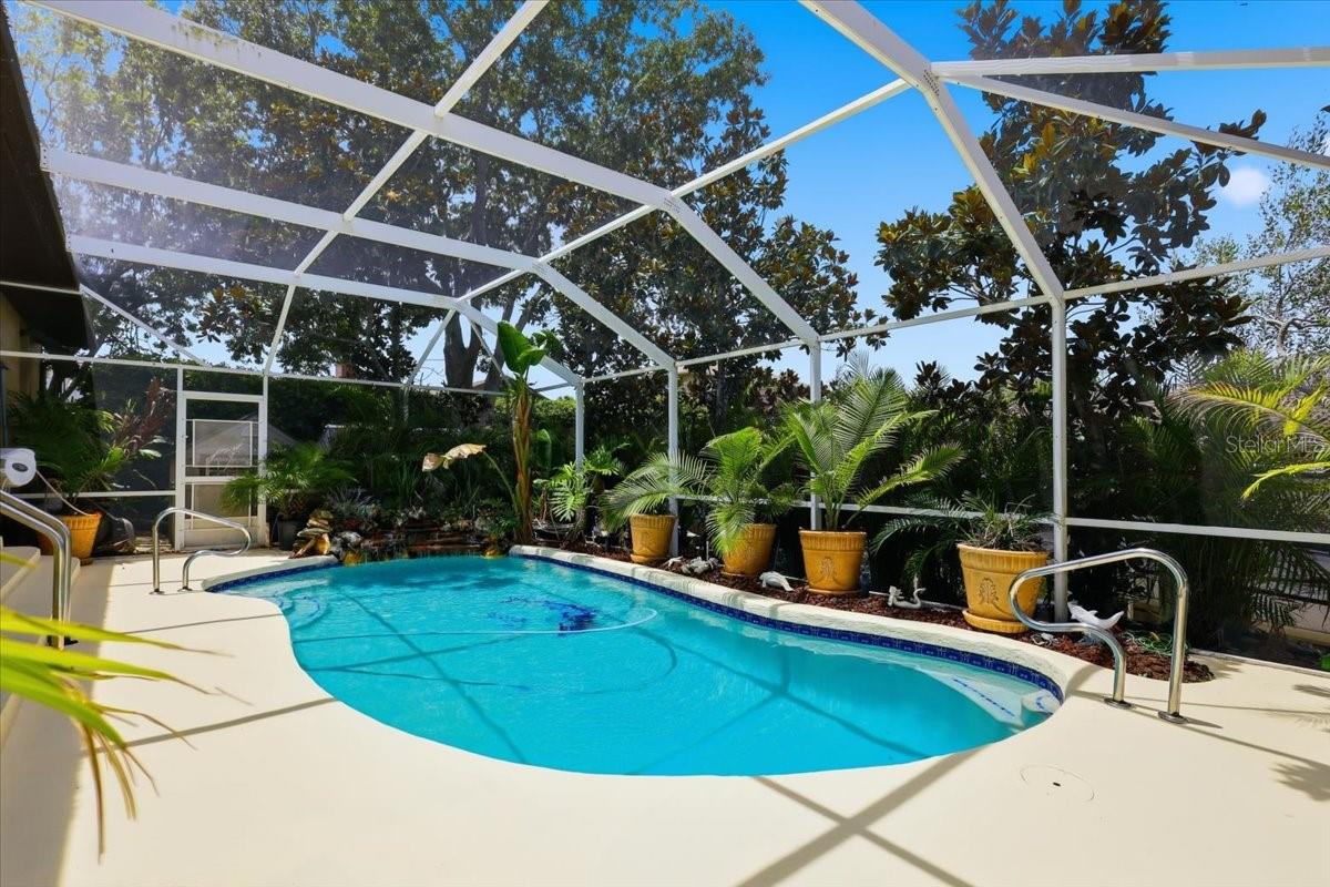 25 Cottonwood Court, FL
