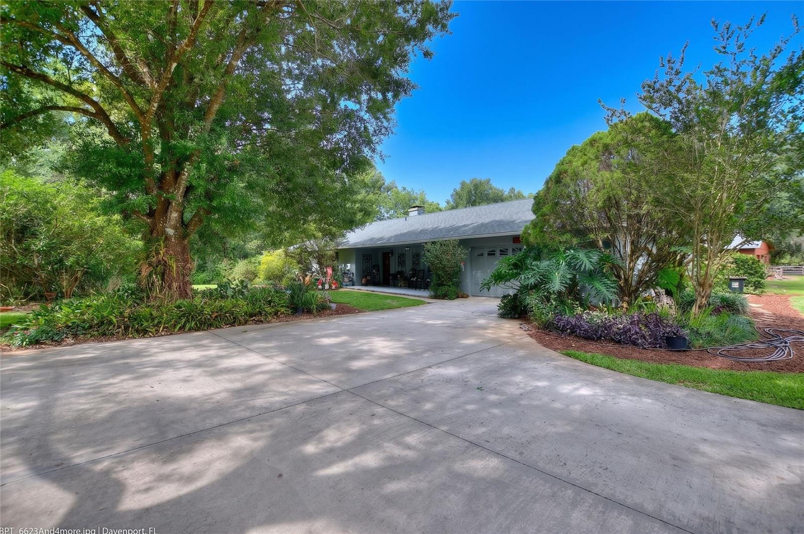7 Lake Arrowhead Drive, FL