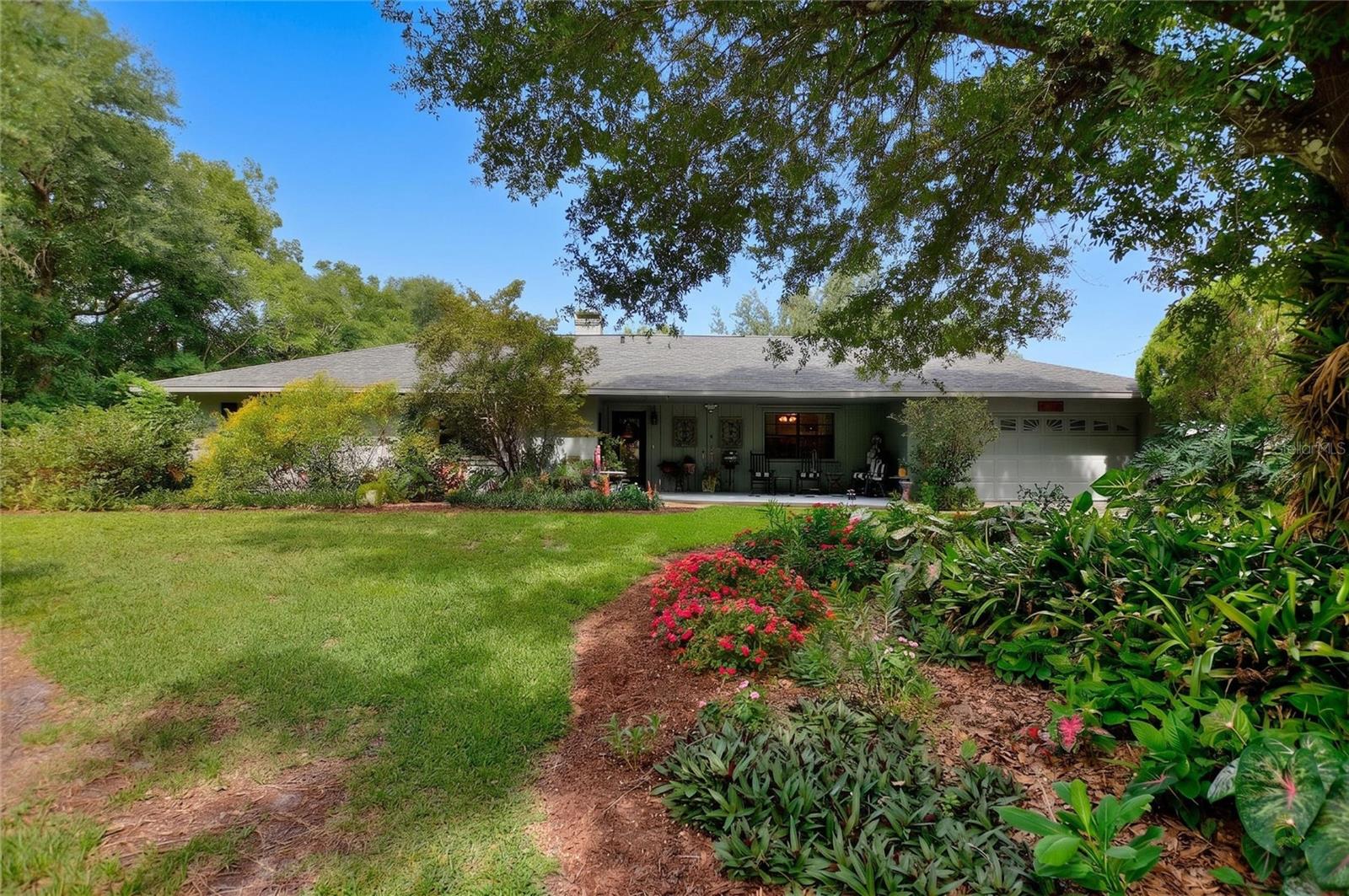7 Lake Arrowhead Drive, FL