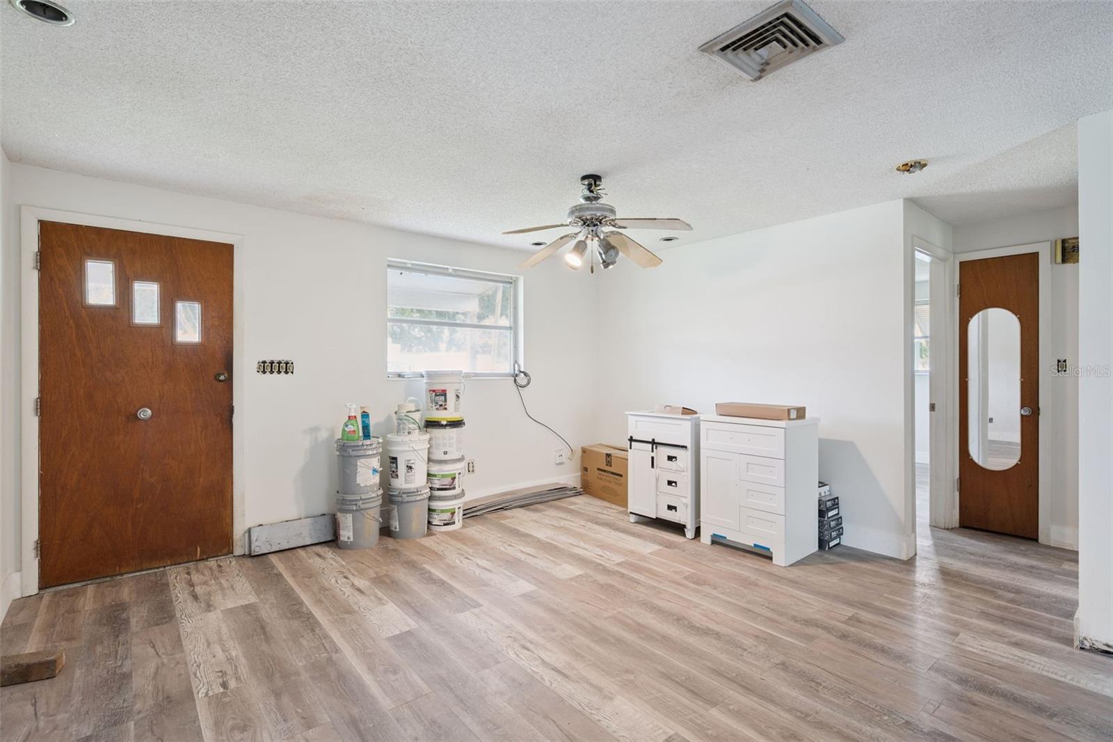 102 Cosmos Drive, FL