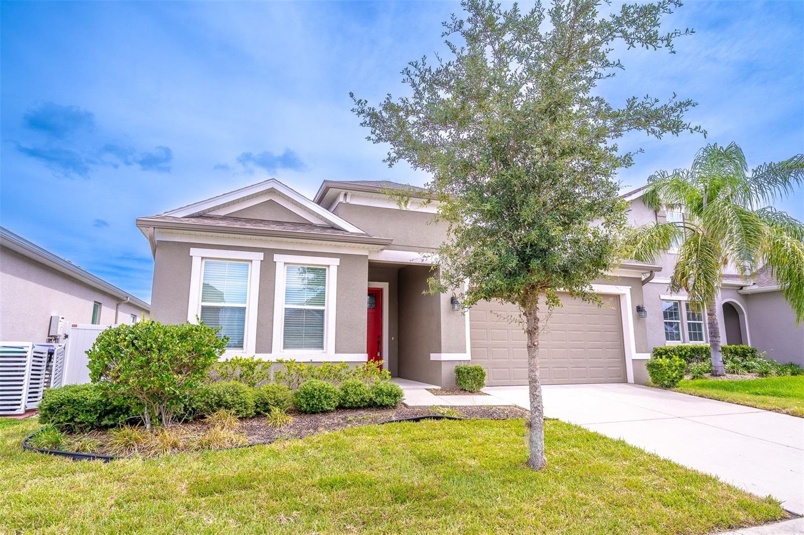 962 Grand Hilltop Drive, FL