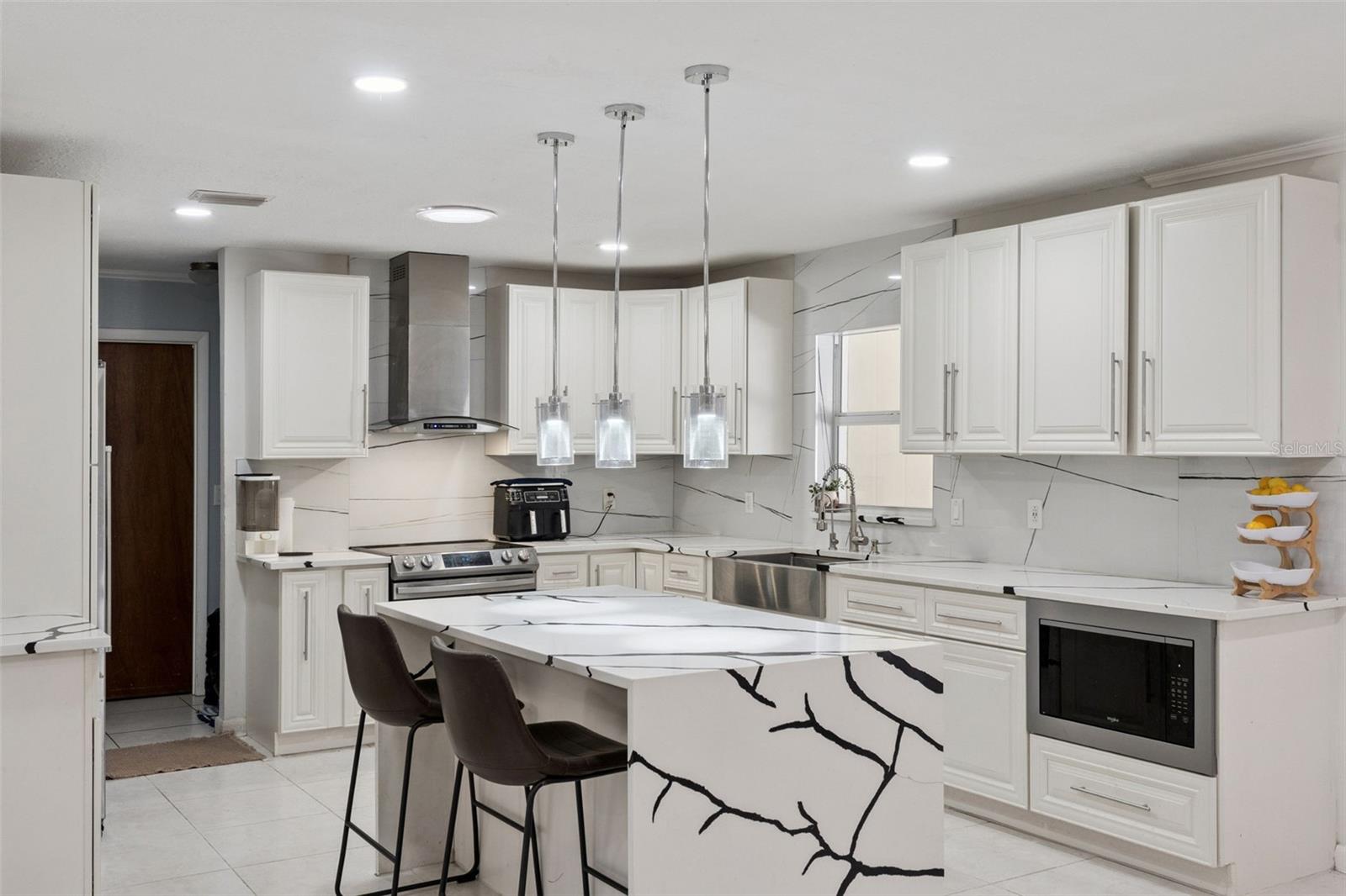 1756 Tangle Wood Drive, FL