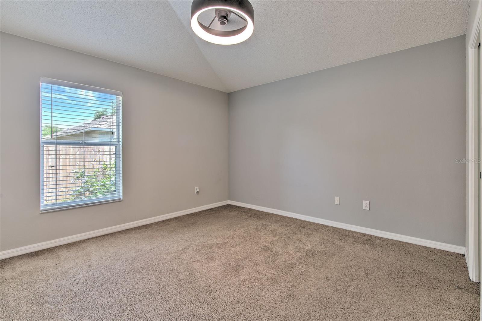 6043 Pointe Pleasant Boulevard, FL