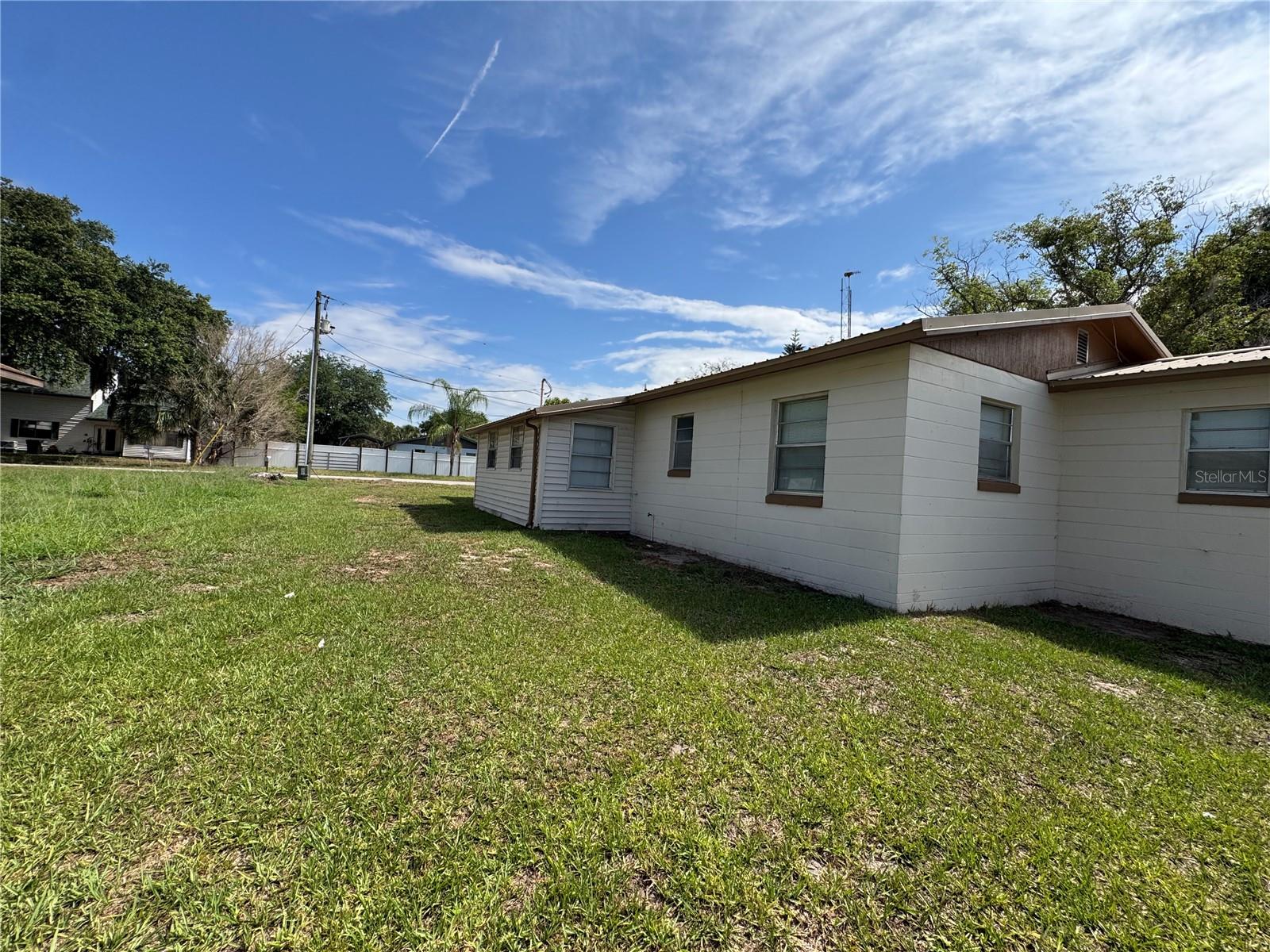 307 N Lake Reedy Boulevard, FL