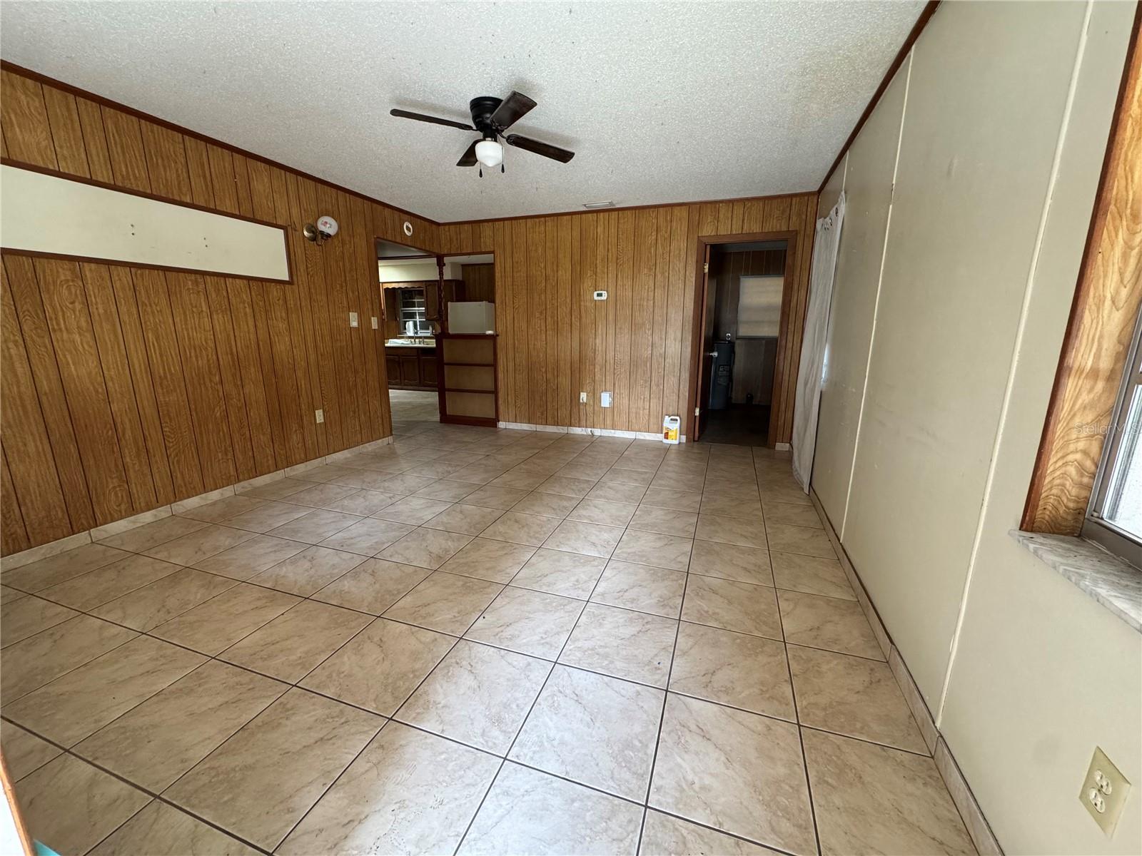 307 N Lake Reedy Boulevard, FL